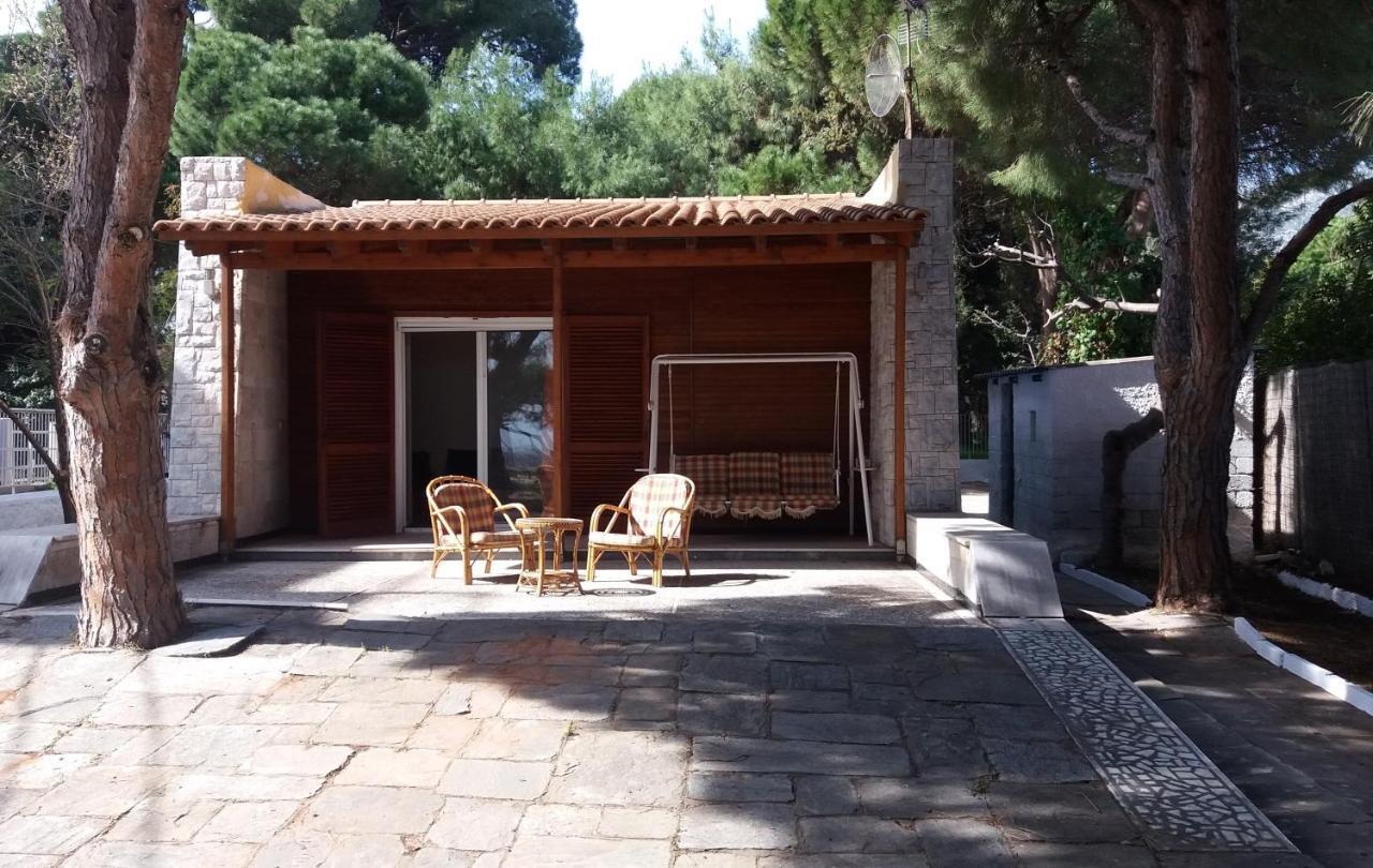 Beach Cottage Elena Nea Makri Exterior photo